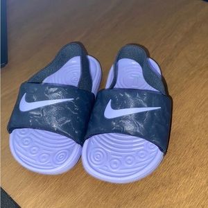Nike sandals for toddler !